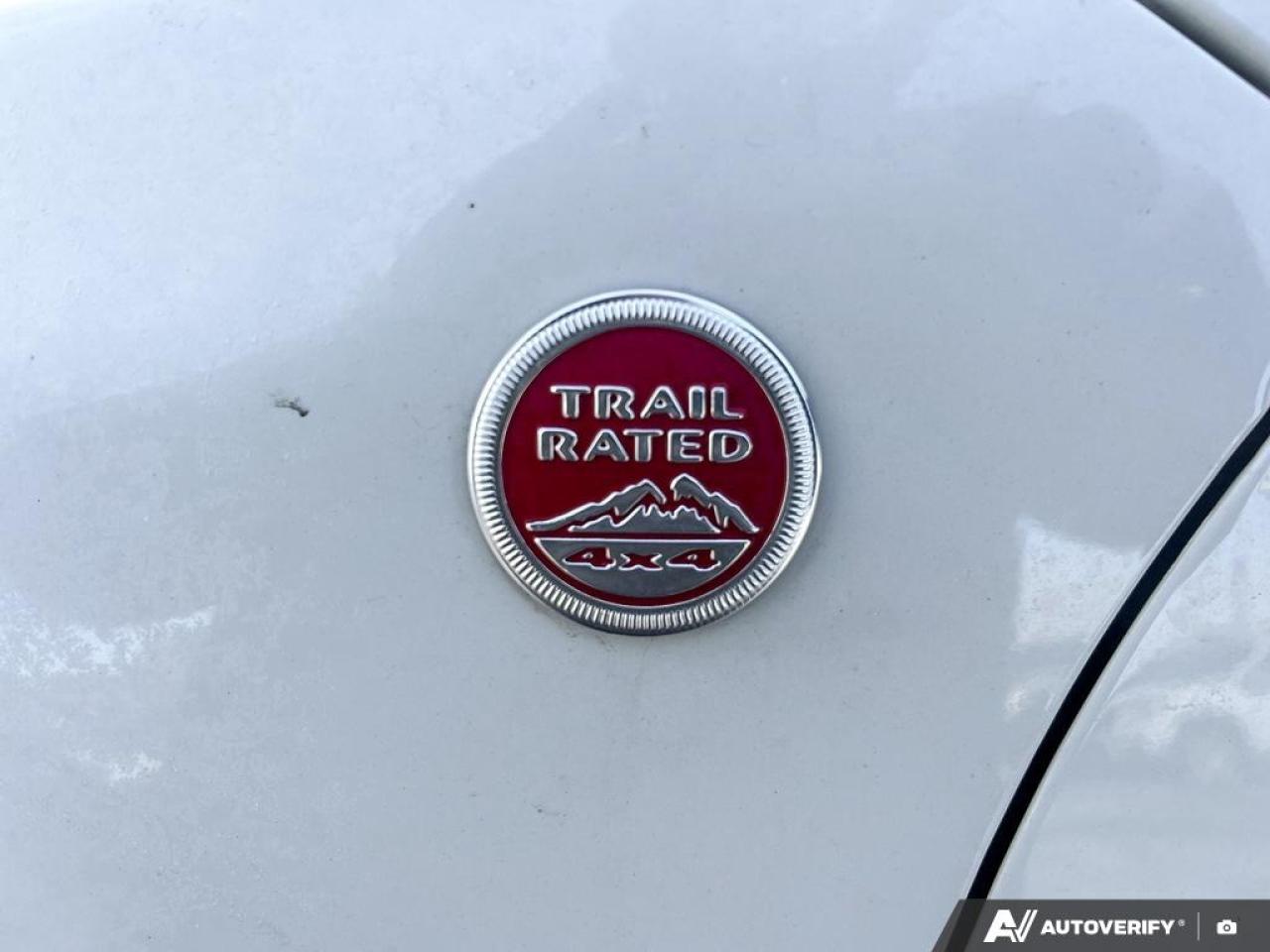 2019 Jeep Cherokee Trailhawk ADAPTIVE CRUISE CONTROL | BLIND SPOT MONITOR | CRO Photo