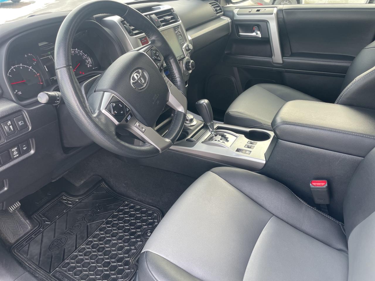 2024 Toyota 4Runner SR5 Premium 7 Passenger Photo