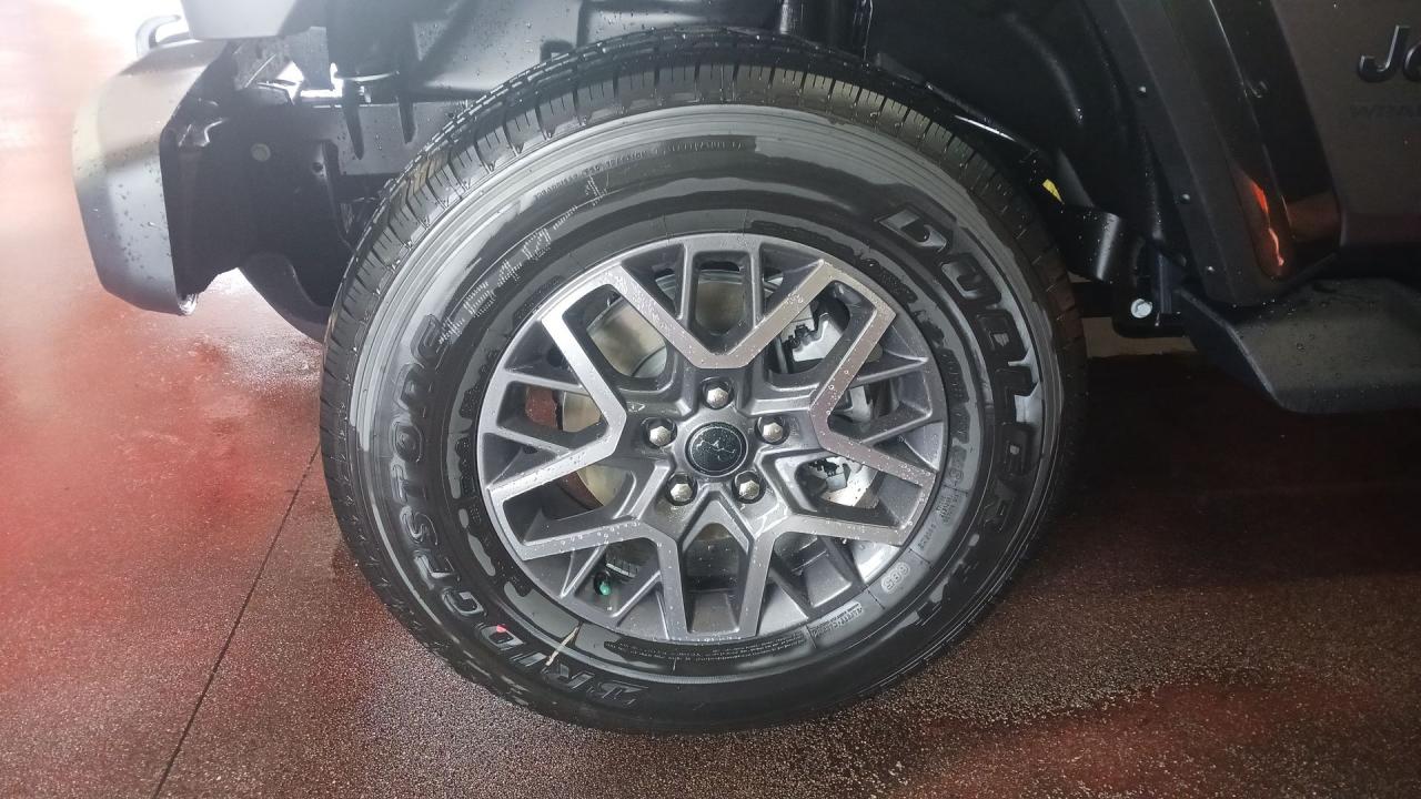 2025 Jeep Wrangler Sahara 4 Door 4x4 Photo