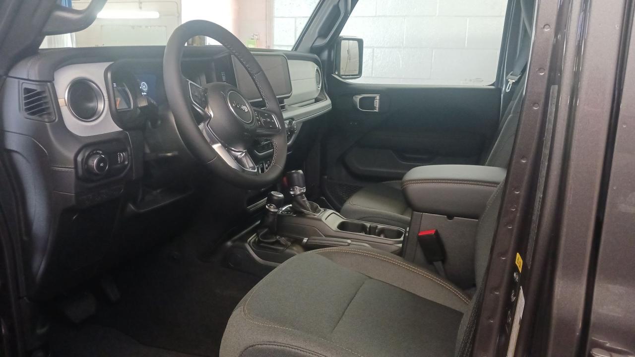 2025 Jeep Wrangler Sahara 4 Door 4x4 Photo