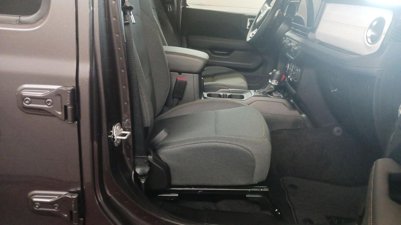 2025 Jeep Wrangler Sahara 4 Door 4x4 Photo