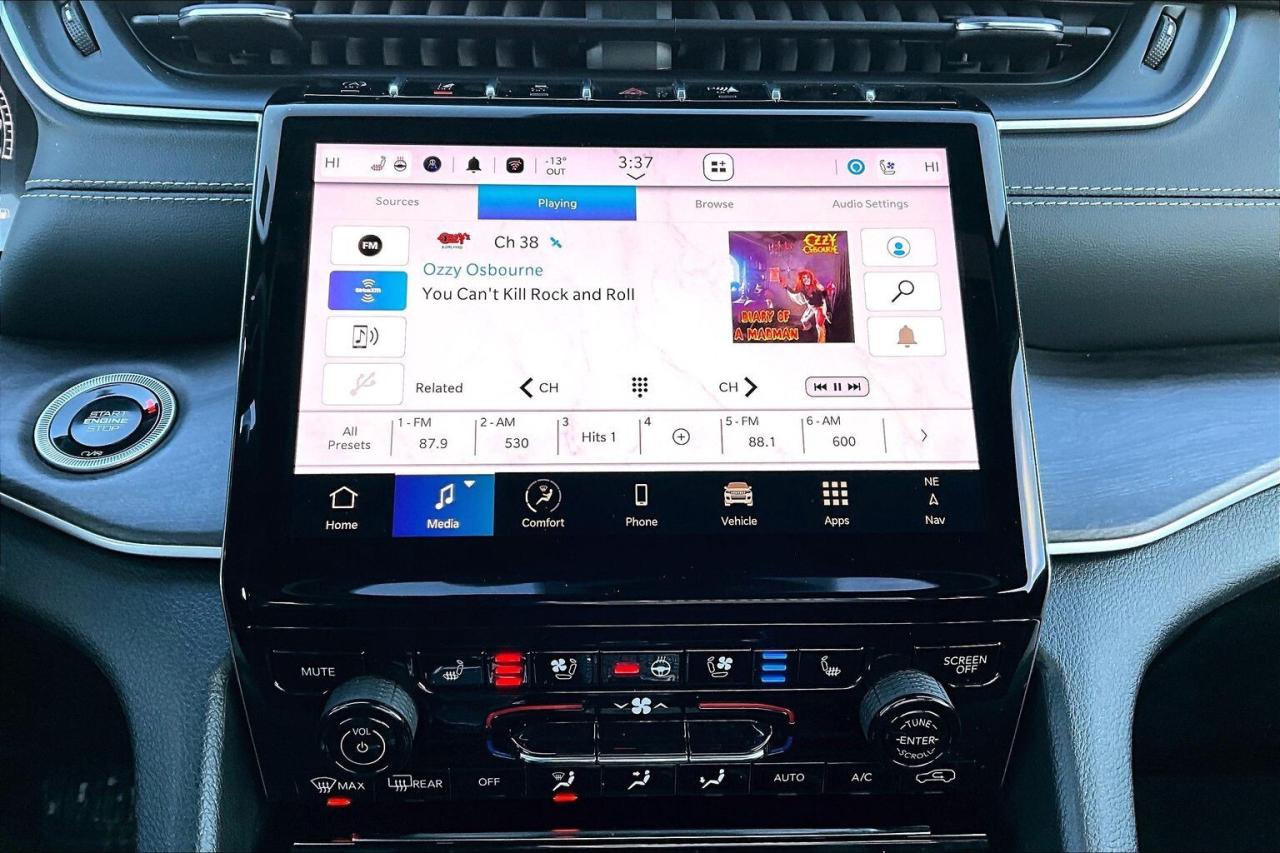 2024 Jeep Grand Cherokee Limited |BlackAppearance |LuxTech |Panoroof |4X4 Photo