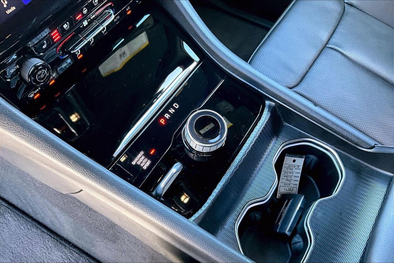 2024 Jeep Grand Cherokee Limited |BlackAppearance |LuxTech |Panoroof |4X4 Photo