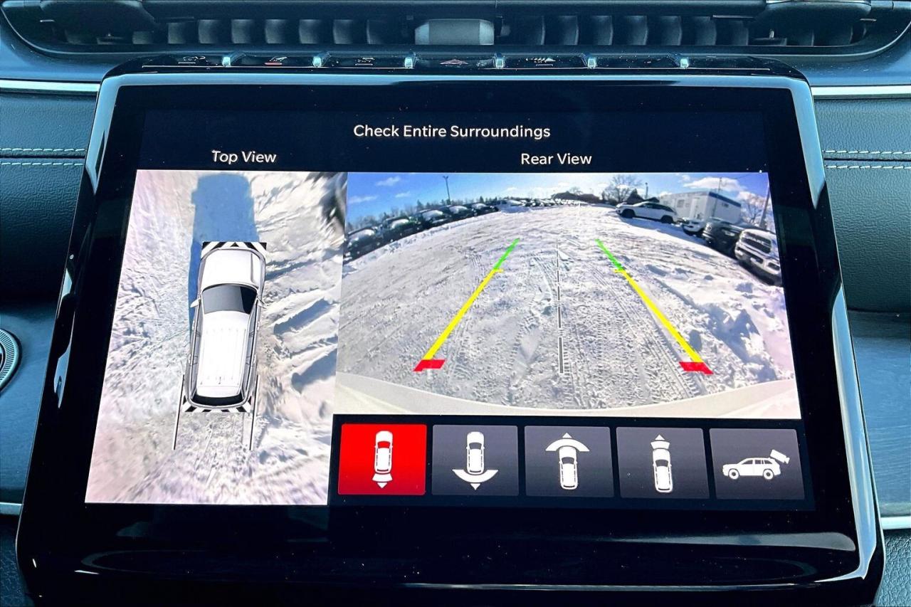 2024 Jeep Grand Cherokee Limited |BlackAppearance |LuxTech |Panoroof |4X4 Photo