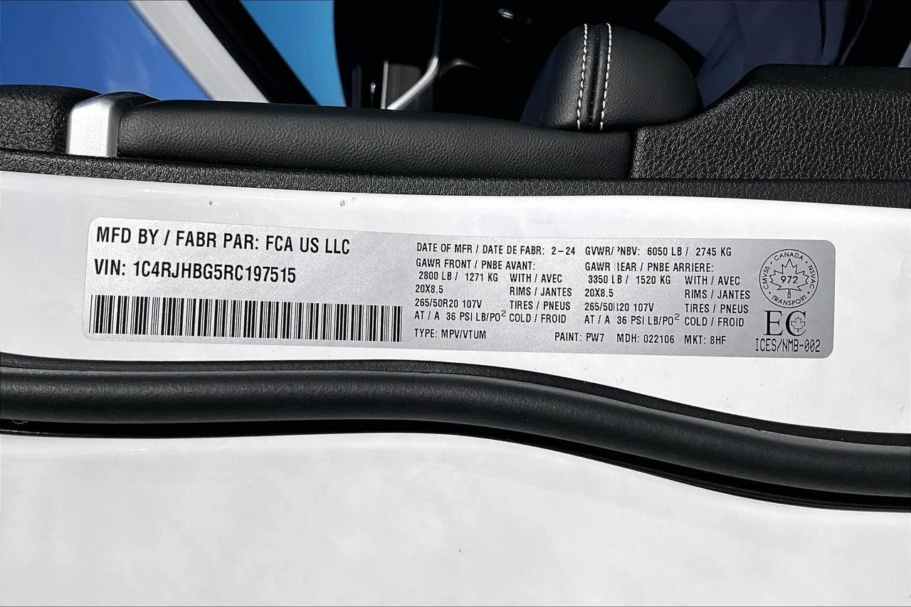 2024 Jeep Grand Cherokee Limited |BlackAppearance |LuxTech |Panoroof |4X4 Photo