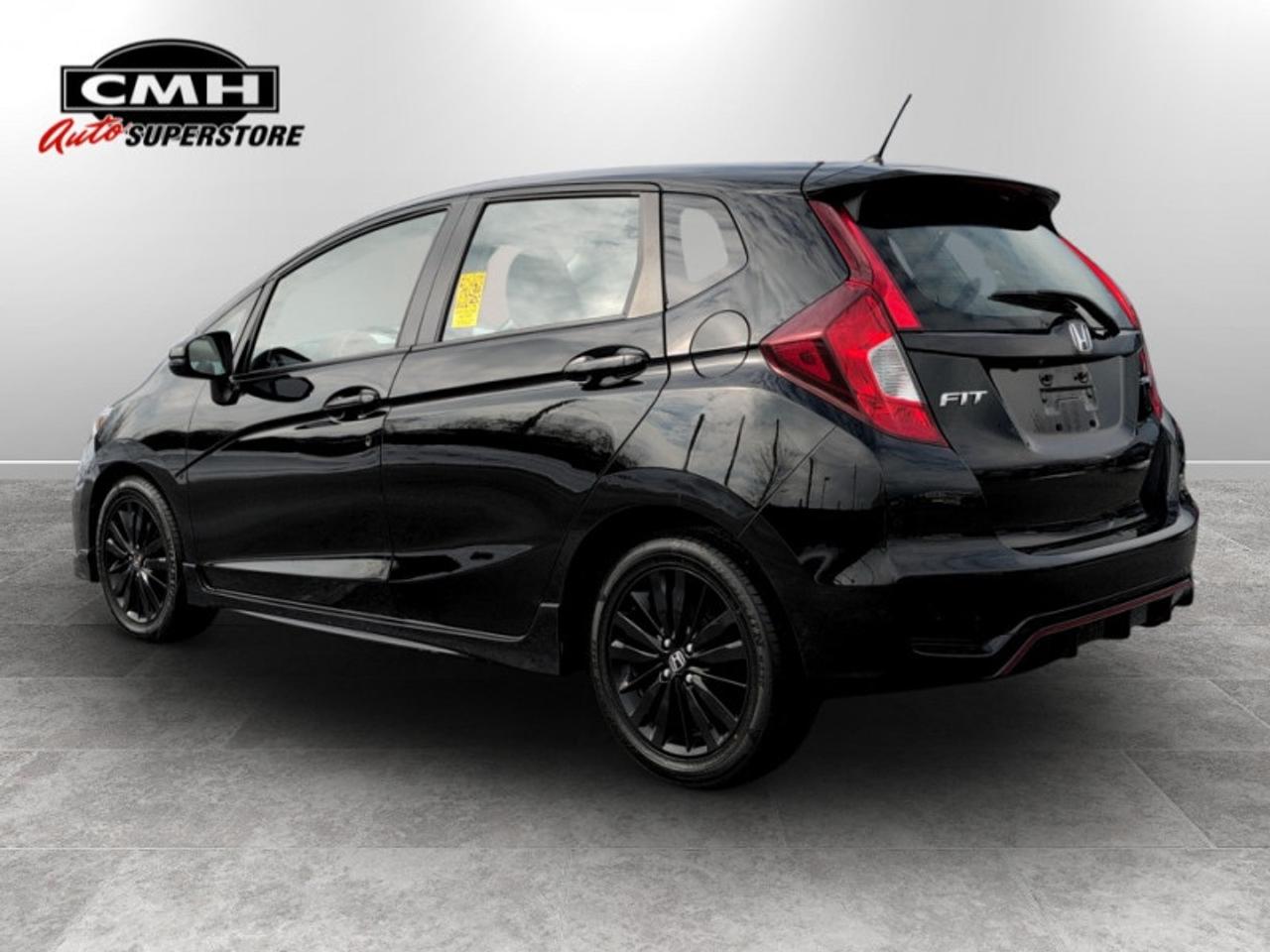 2018 Honda Fit Sport Photo2