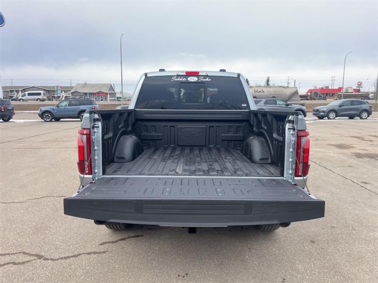 2026 Ford F-150 Lariat  - Tow Package Photo5