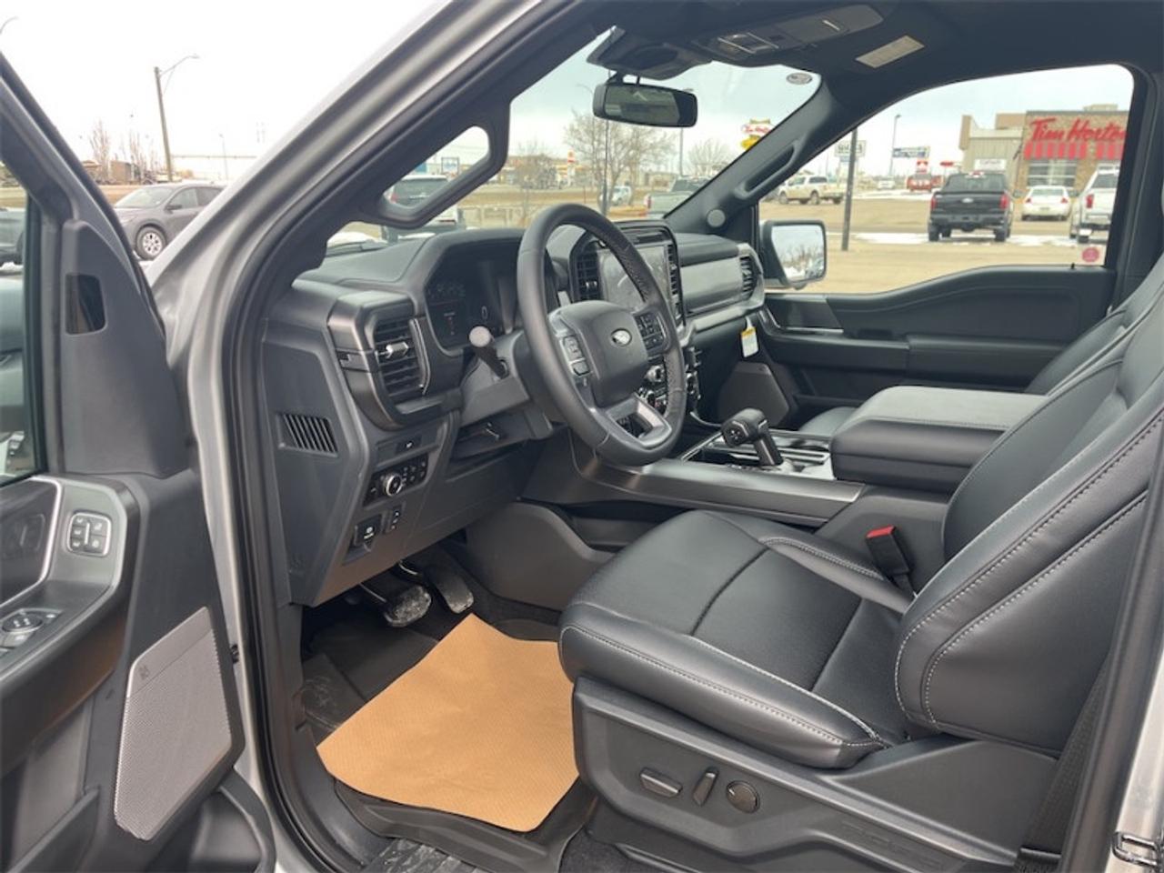 2026 Ford F-150 Lariat  - Tow Package Photo5