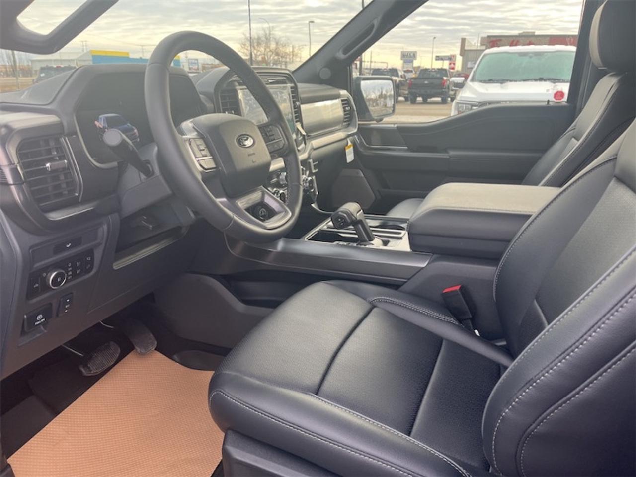 2026 Ford F-150 Lariat  - Tow Package Photo5