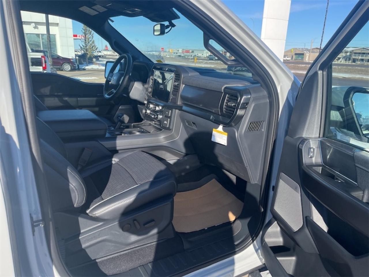 2026 Ford F-150 Lariat  - Tow Package Photo5