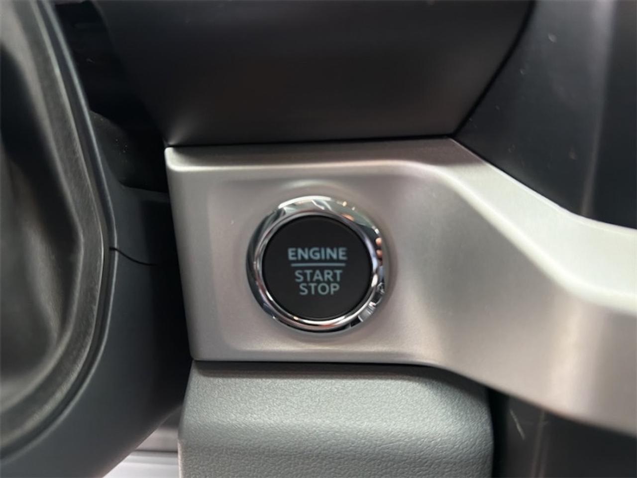13570730.816127736