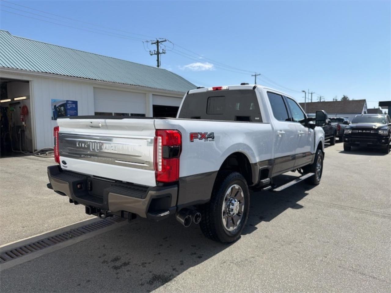 2026 Ford F-350 Super Duty King Ranch  - Premium Audio Photo4