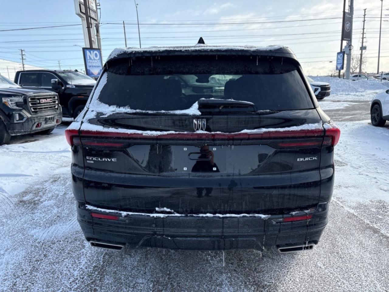 2025 Buick Enclave Sport Touring  UPGRADED 22-INCH WHEELS Photo