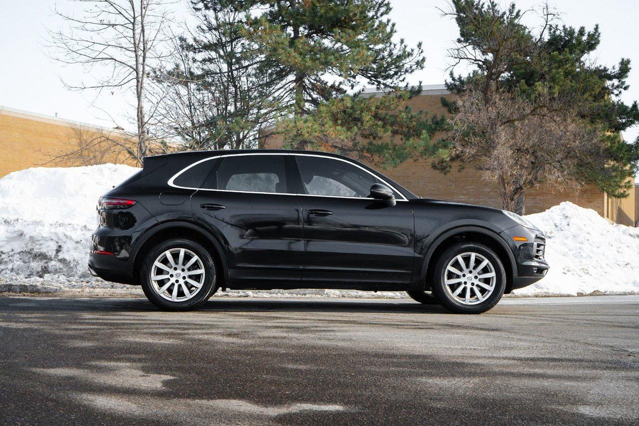 2019 Porsche Cayenne  Photo3