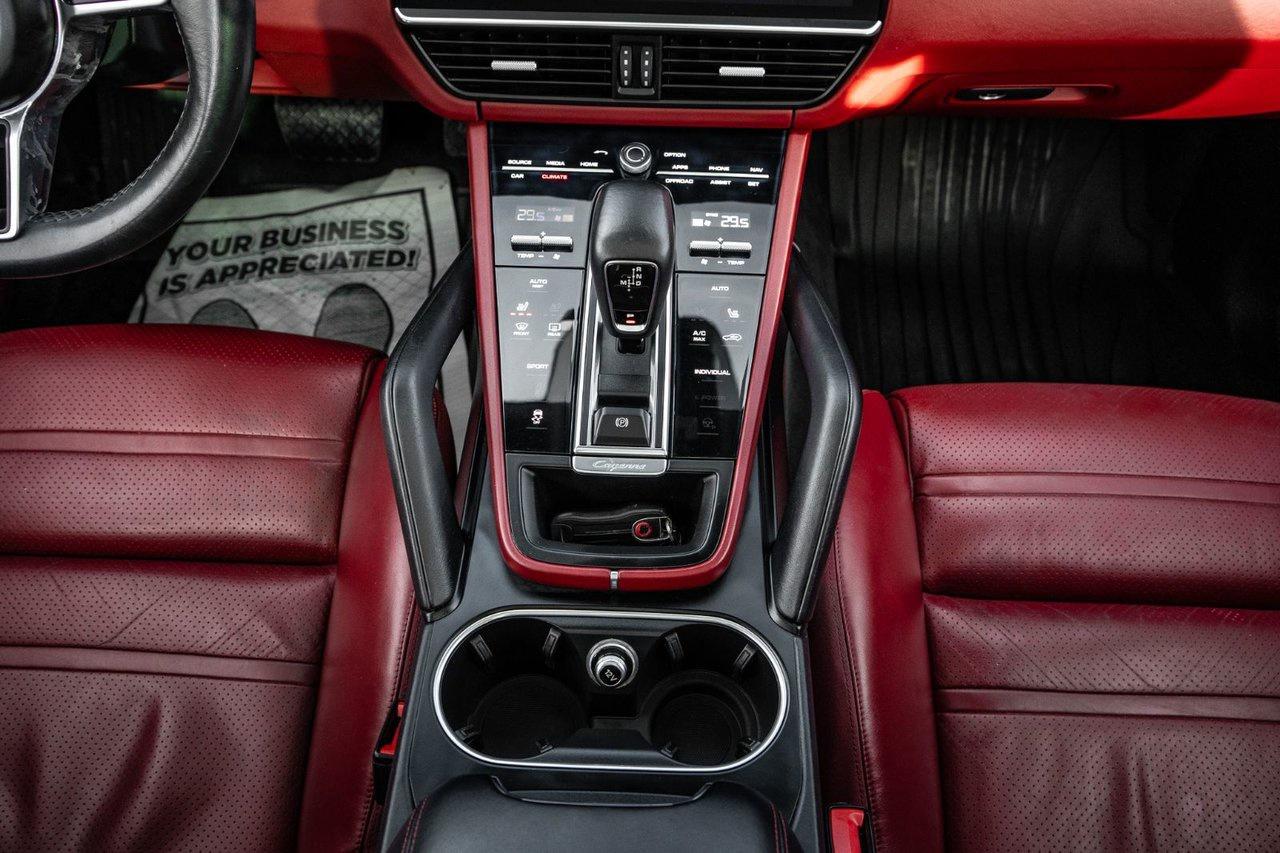 2019 Porsche Cayenne  Photo