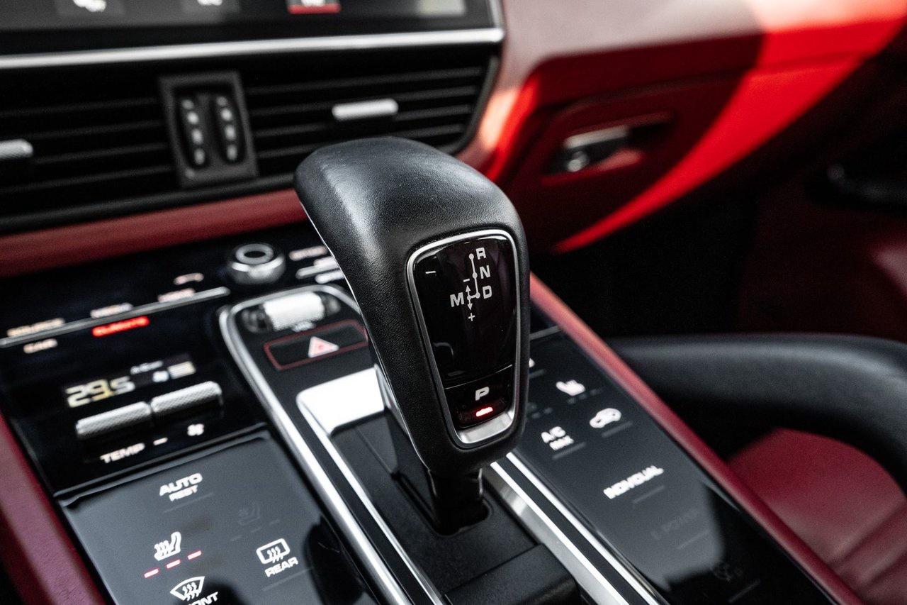 2019 Porsche Cayenne  Photo