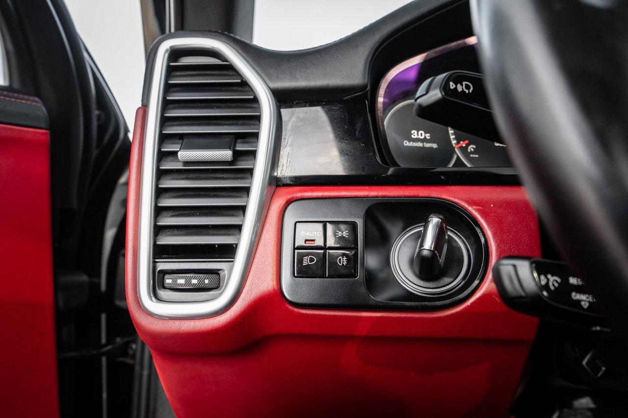 2019 Porsche Cayenne  Photo