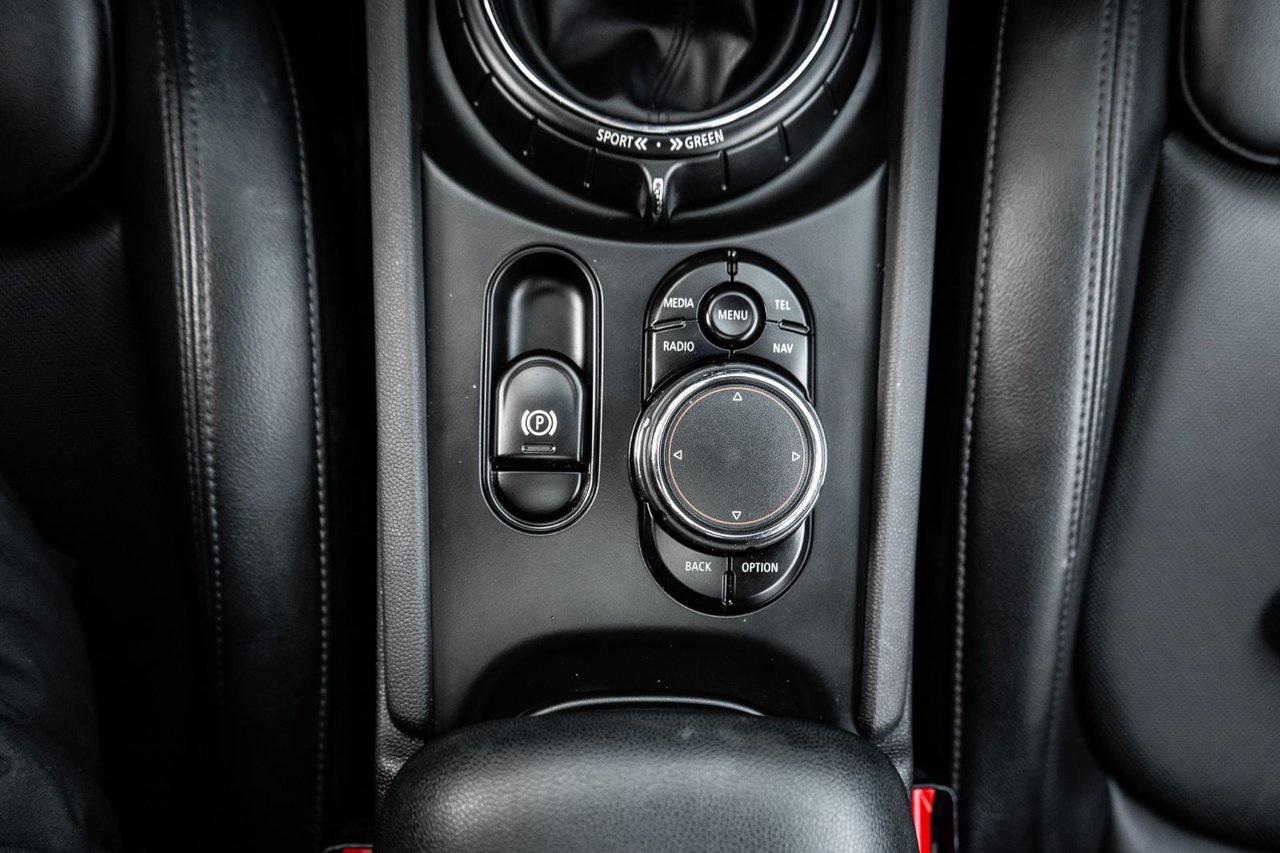 2016 MINI Cooper Clubman S Photo