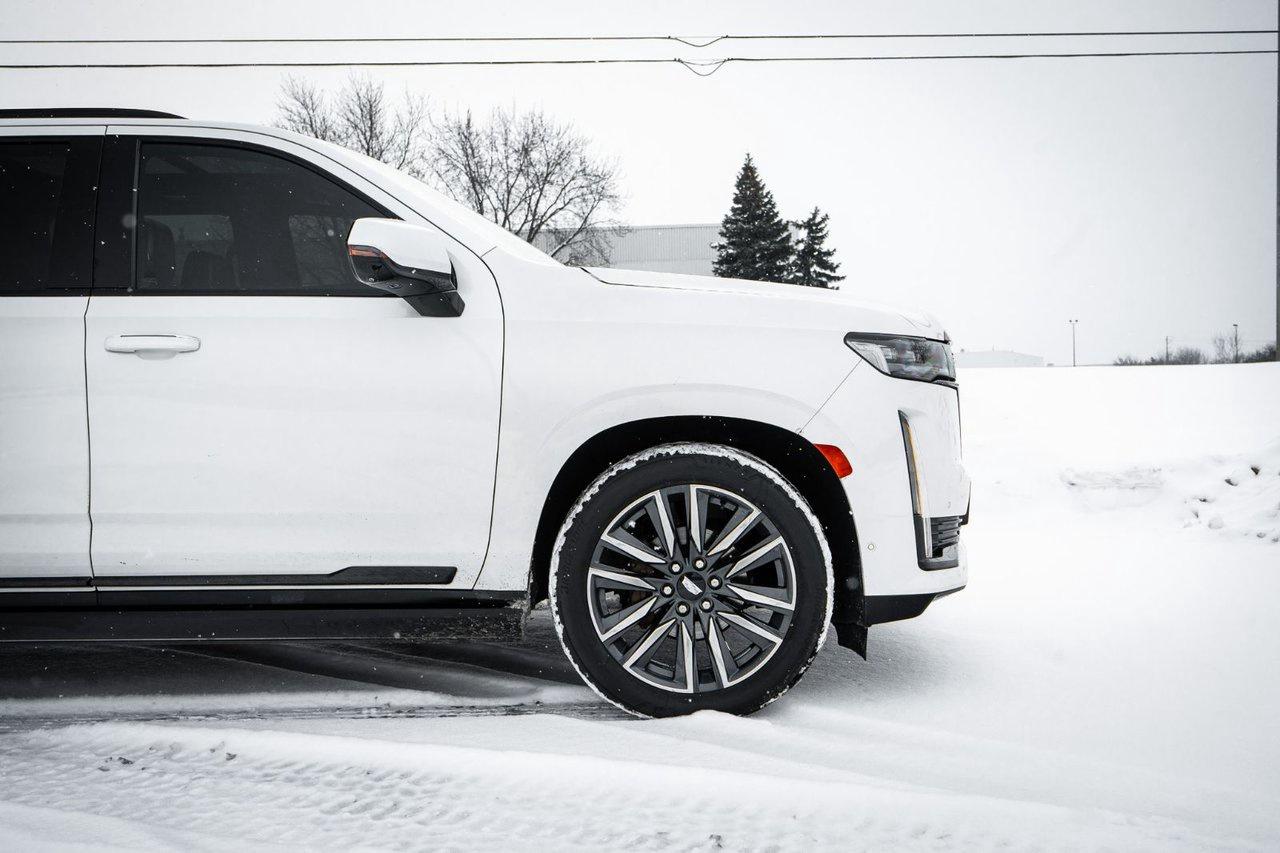 2021 Cadillac Escalade ESV Sport Platinum Photo4