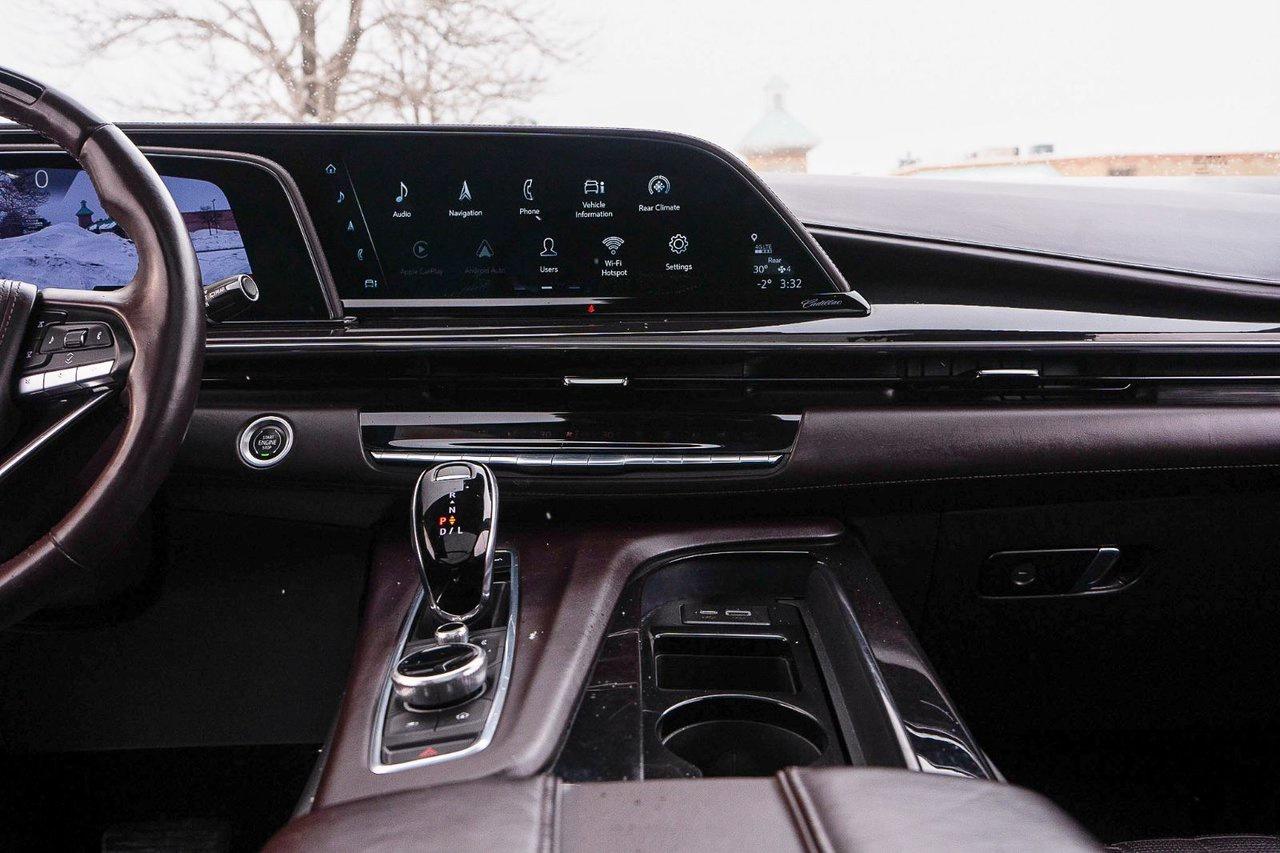 2021 Cadillac Escalade ESV Sport Platinum Photo