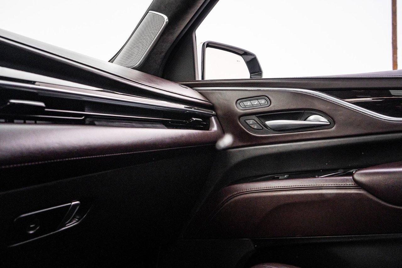 2021 Cadillac Escalade ESV Sport Platinum Photo