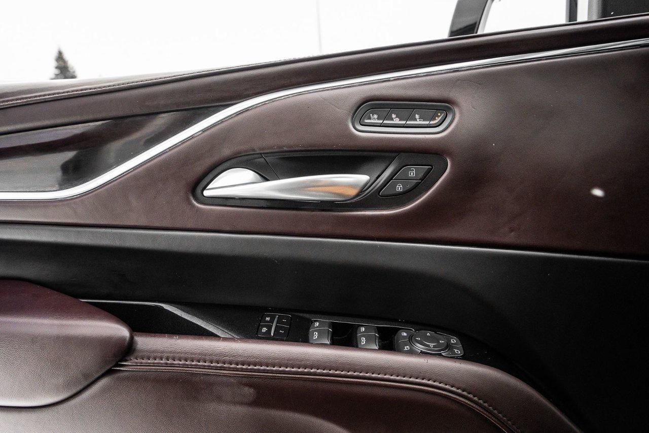 2021 Cadillac Escalade ESV Sport Platinum Photo