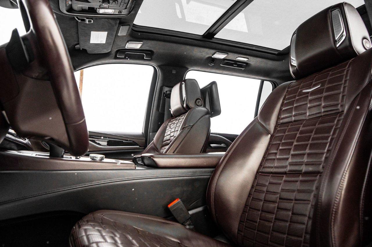 2021 Cadillac Escalade ESV Sport Platinum Photo