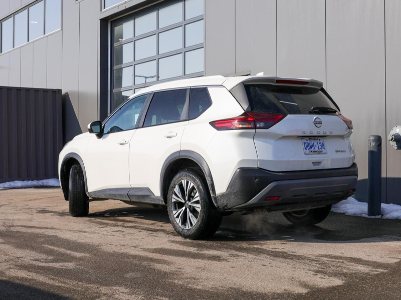 2023 Nissan Rogue SV  - $189 B/W Photo