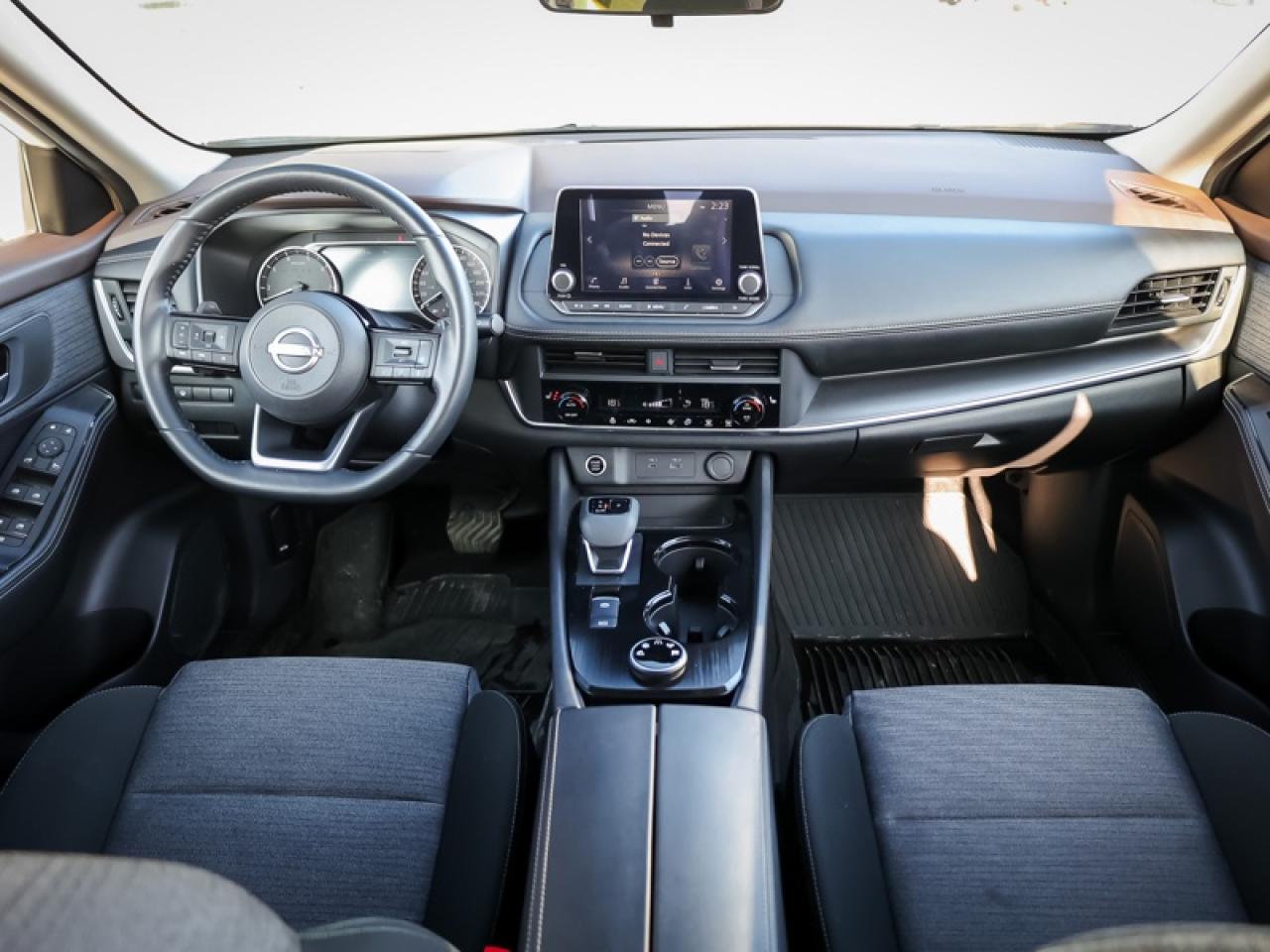 2023 Nissan Rogue SV  - $189 B/W Photo