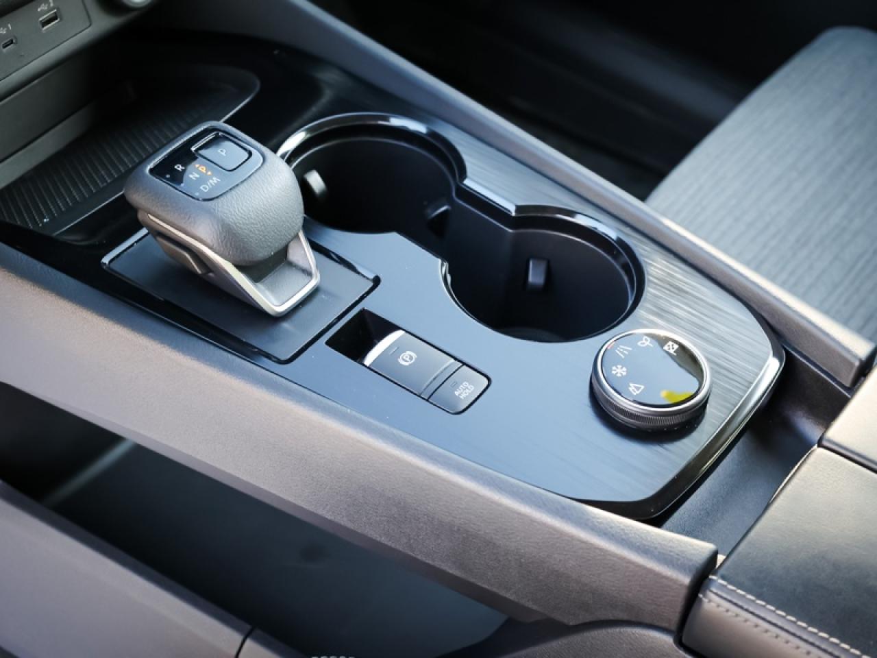 2023 Nissan Rogue SV  - $189 B/W Photo