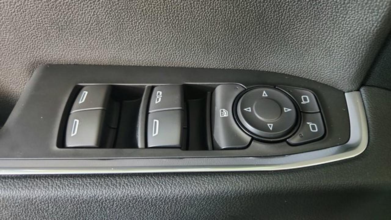 13570919