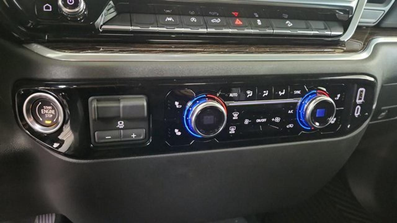 13570919