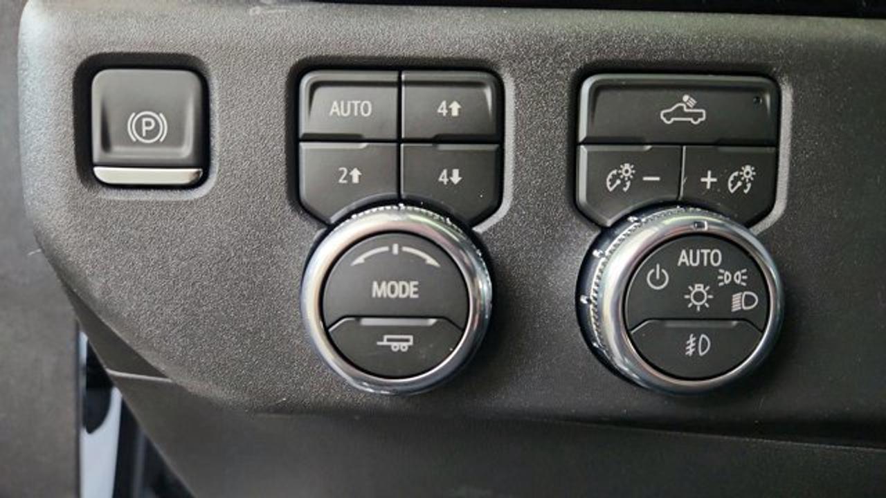 13570931
