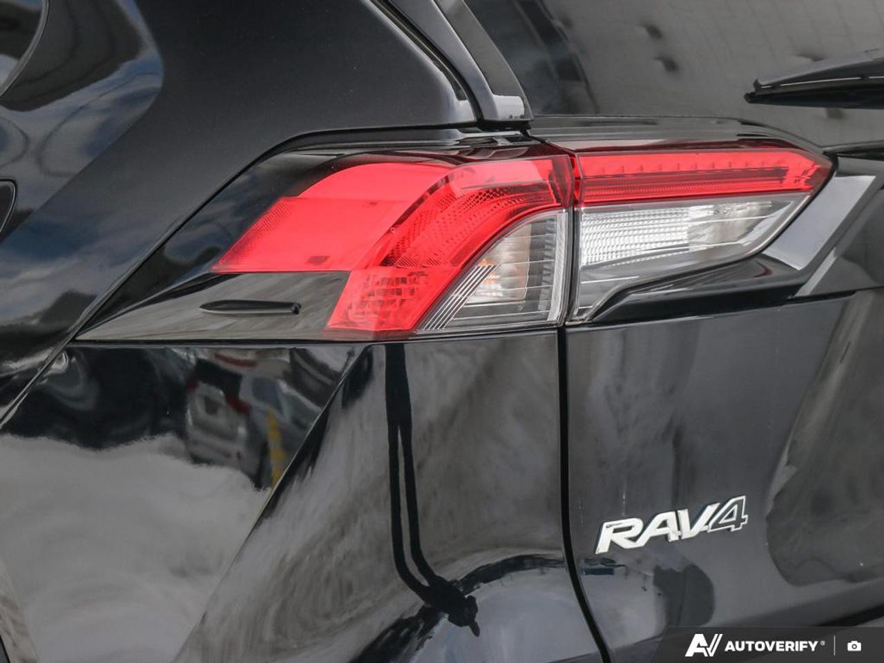 2024 Toyota RAV4 Hybrid LE Photo