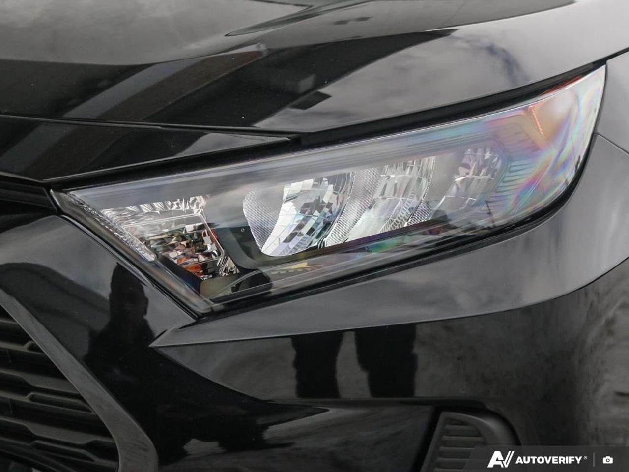 2024 Toyota RAV4 Hybrid LE Photo