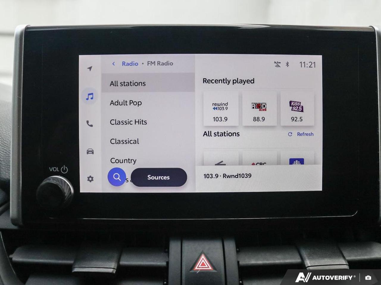 2024 Toyota RAV4 Hybrid LE Photo