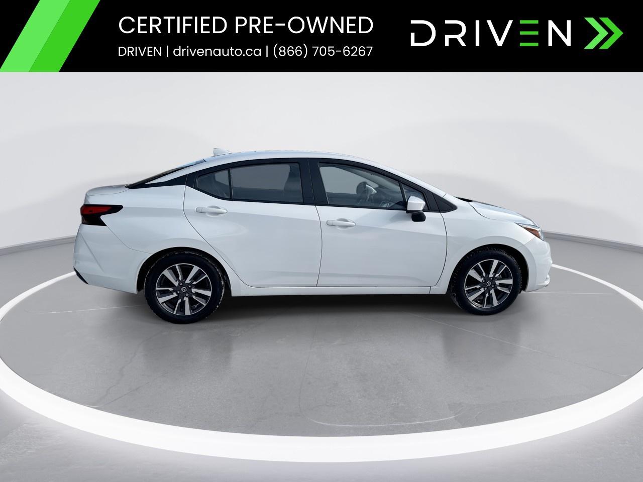 2022 Nissan Versa SV CVT Photo