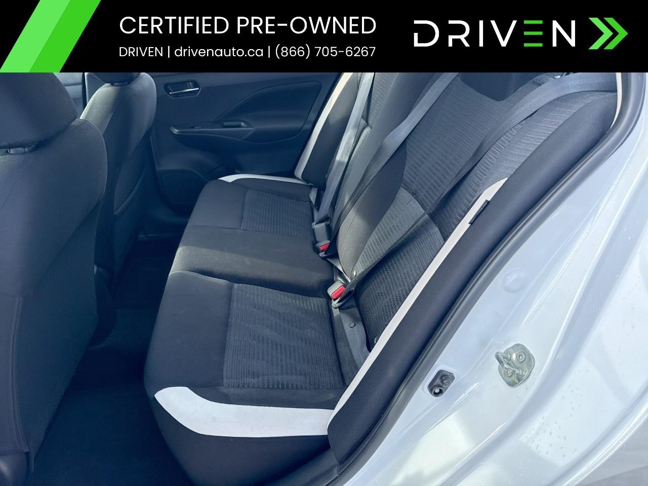 2022 Nissan Versa SV CVT Photo