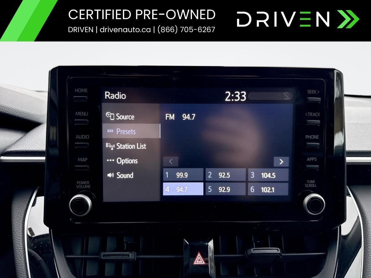 2022 Toyota Corolla Cross LE AWD Photo