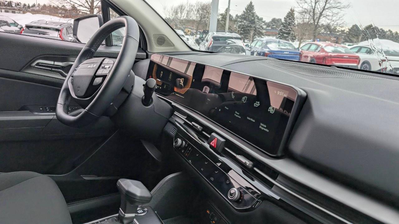 2026 Kia Sportage LX AWD Photo