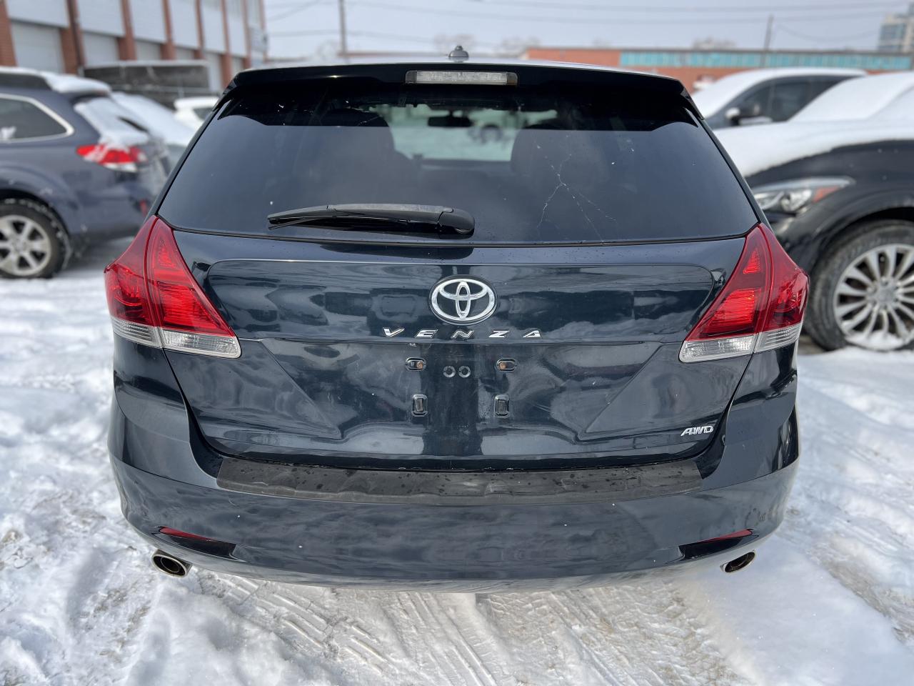 2013 Toyota Venza V6 AWD PREMIUM PACKAGE Photo3