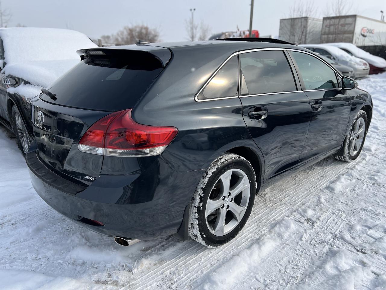2013 Toyota Venza V6 AWD PREMIUM PACKAGE Photo