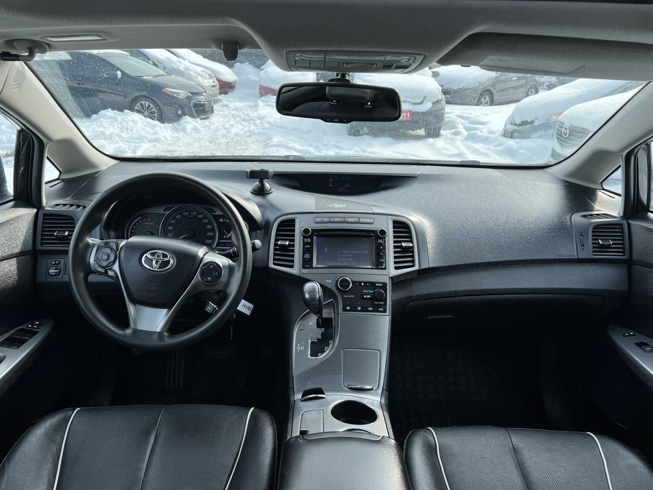 2013 Toyota Venza V6 AWD PREMIUM PACKAGE Photo