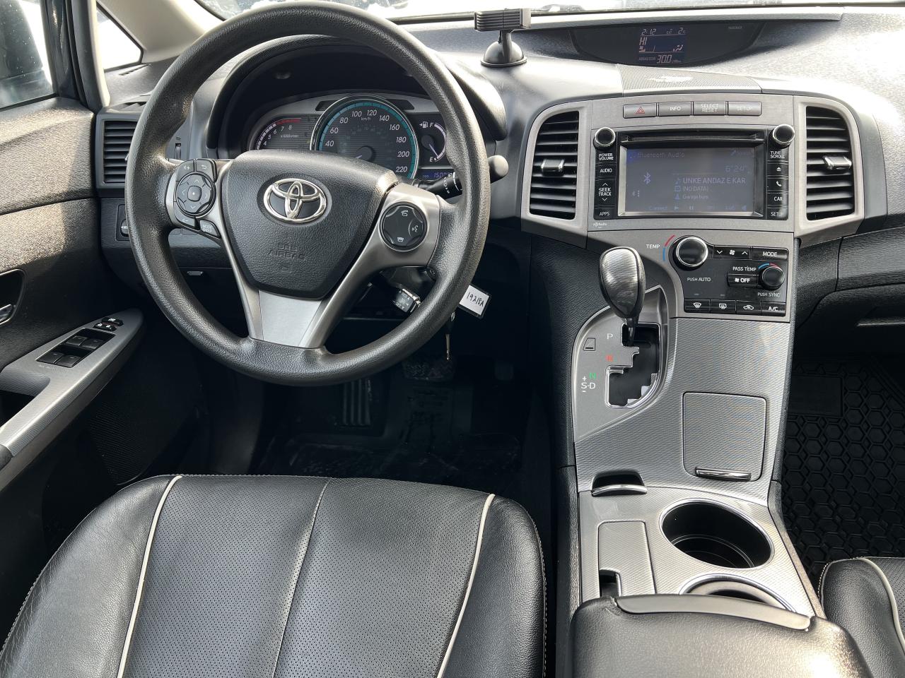 2013 Toyota Venza V6 AWD PREMIUM PACKAGE Photo