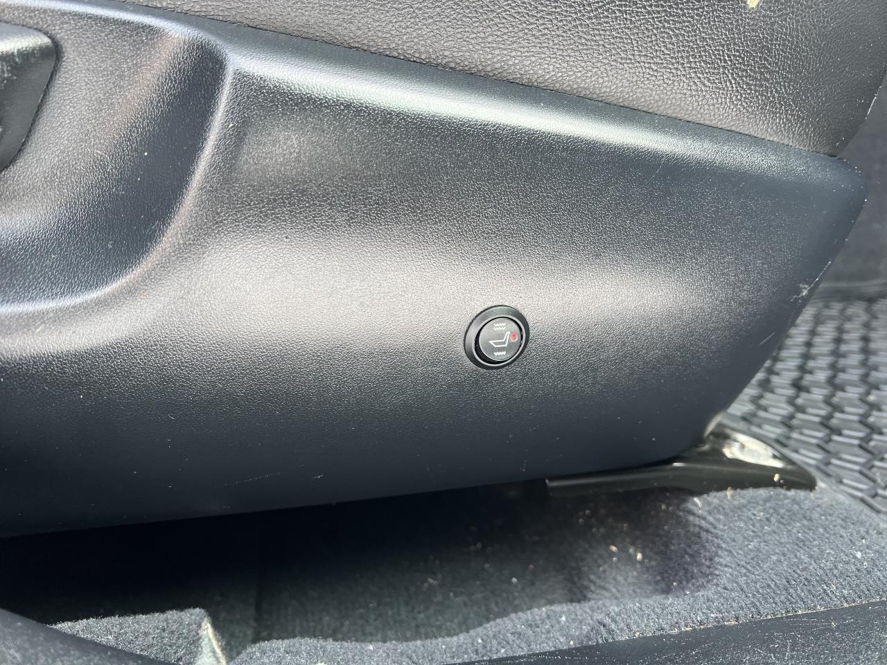 2013 Toyota Venza V6 AWD PREMIUM PACKAGE Photo