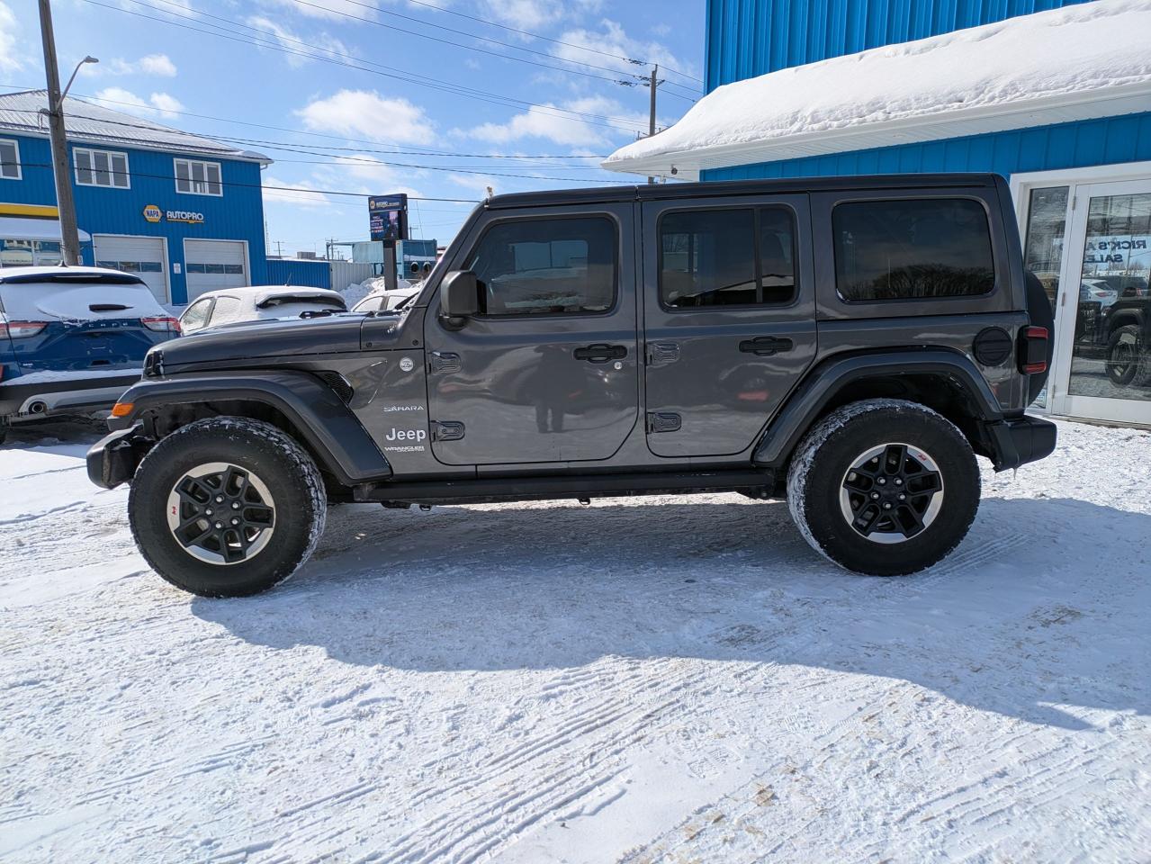 2019 Jeep Wrangler SAHARA 4X4 Photo
