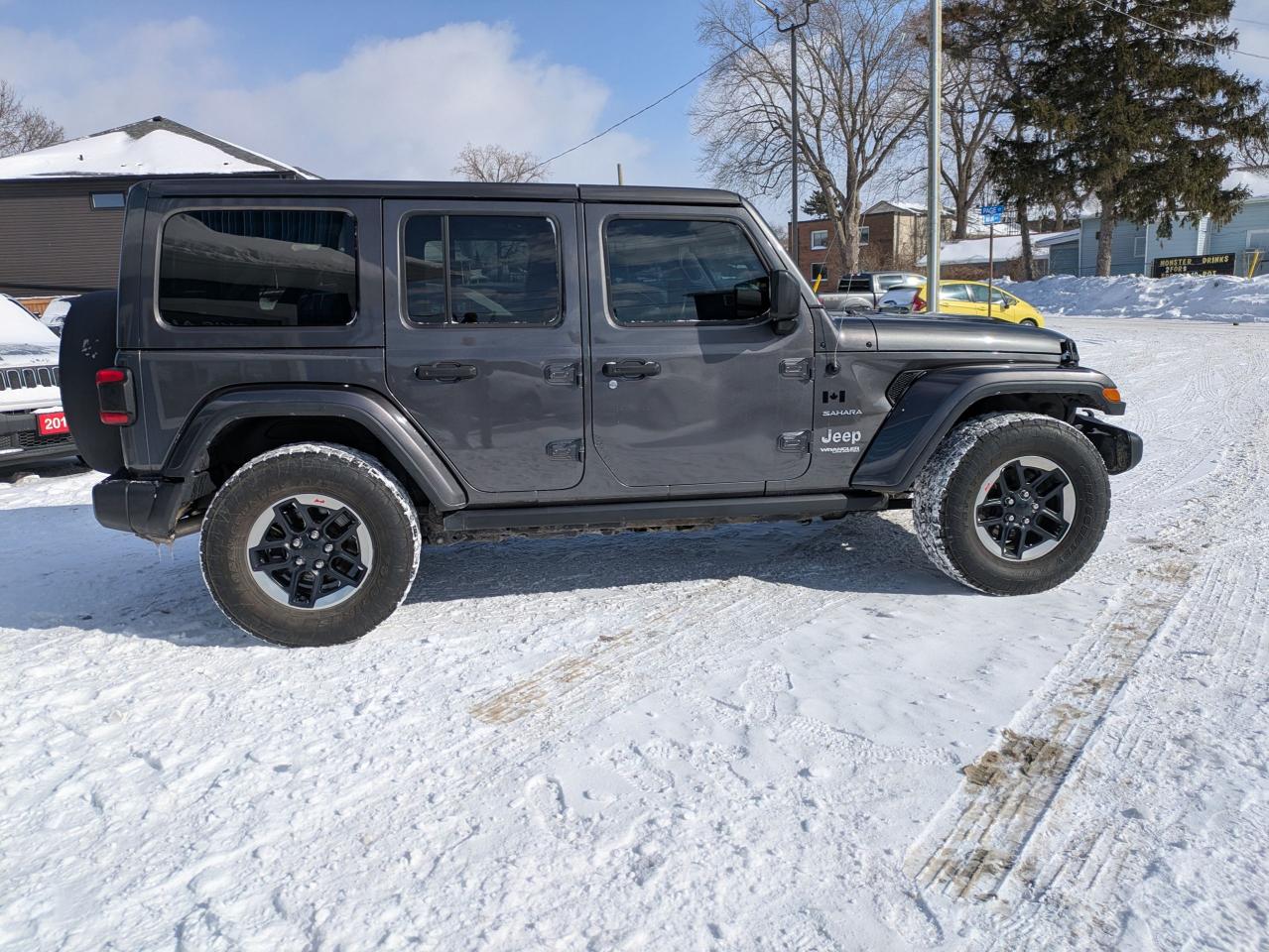 2019 Jeep Wrangler SAHARA 4X4 Photo