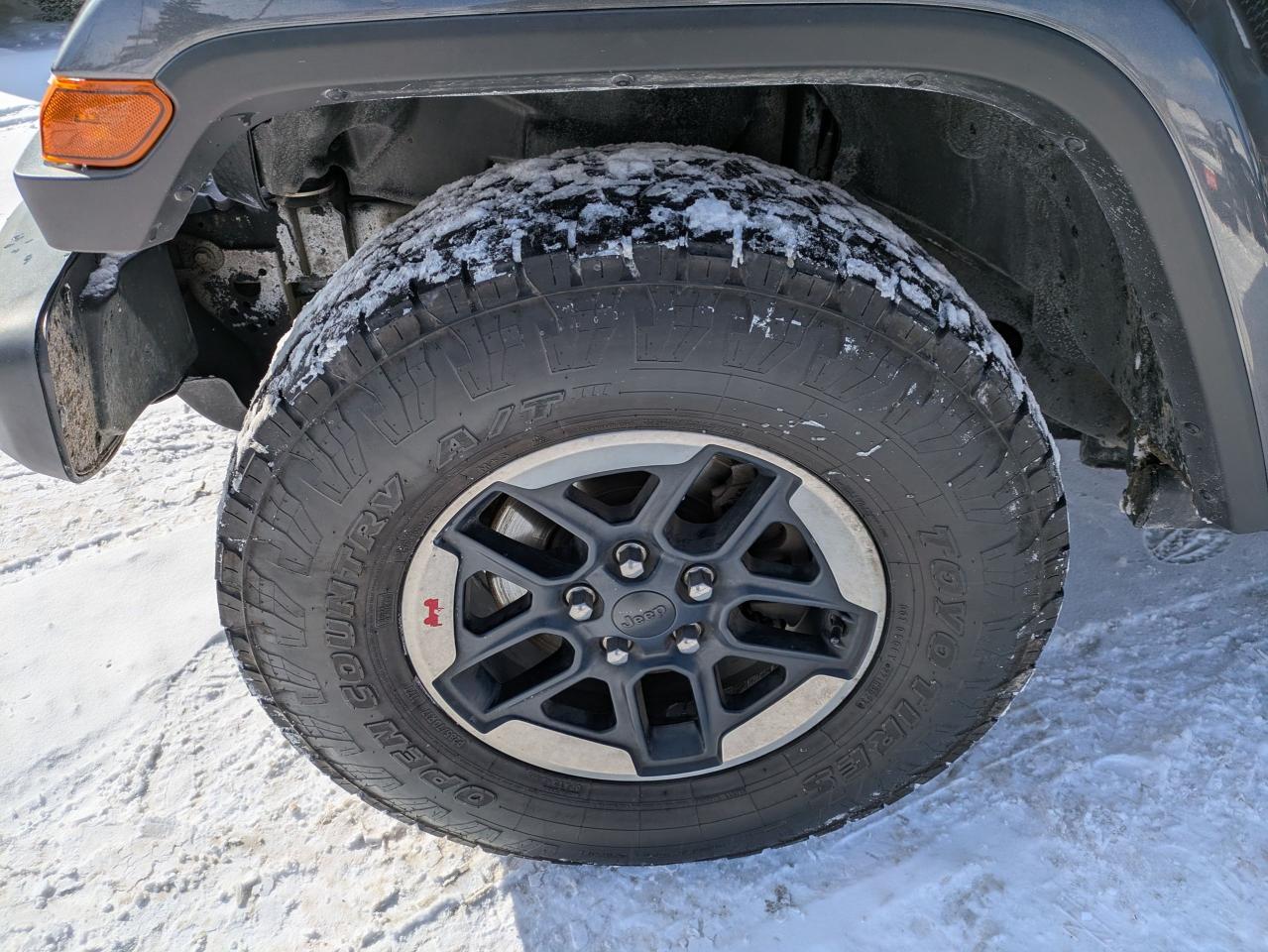 2019 Jeep Wrangler SAHARA 4X4 Photo