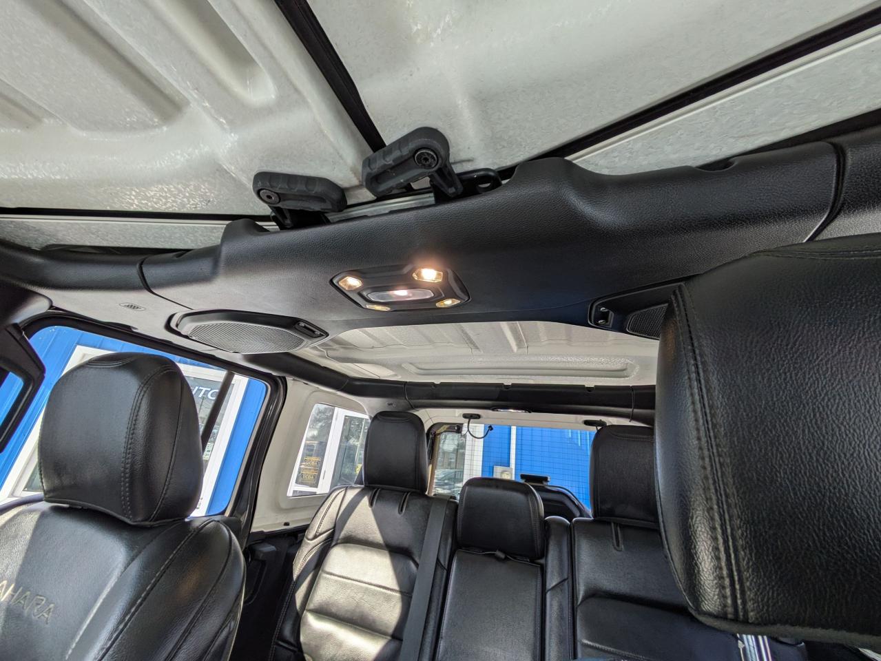 2019 Jeep Wrangler SAHARA 4X4 Photo