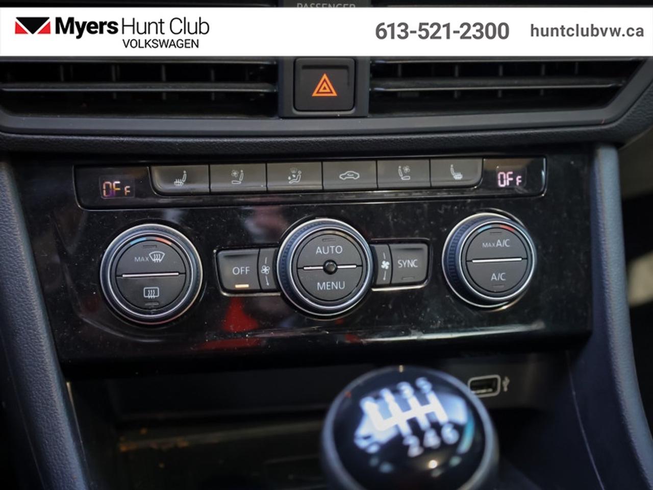 2019 Volkswagen Jetta GLI Manual  - Leather Seats Photo